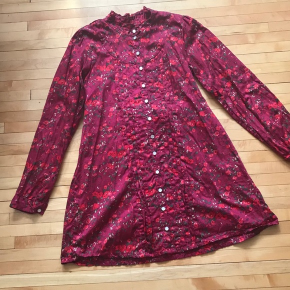 Tulle Dresses & Skirts - Red Floral Dress Size large